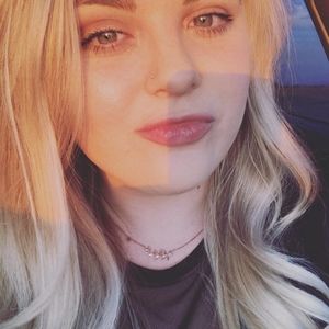 Meet your Posher, Jacqueline